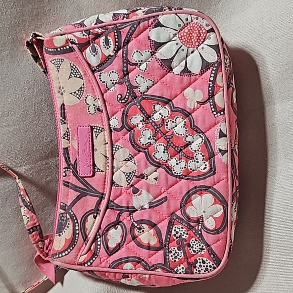 Vera Bradley Handbags - Vera Bradley Crossbody